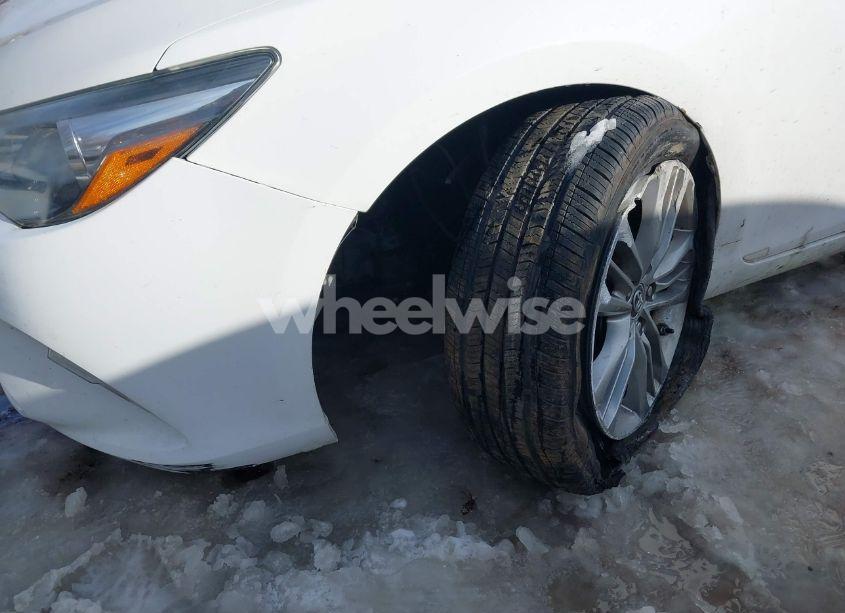 Photo 17 of 2015 Toyota Camry SE (VIN 4T1BF1FK3FU051074)