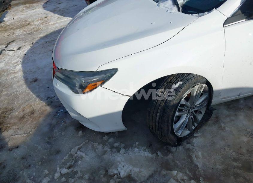 Photo 6 of 2015 Toyota Camry SE (VIN 4T1BF1FK3FU051074)