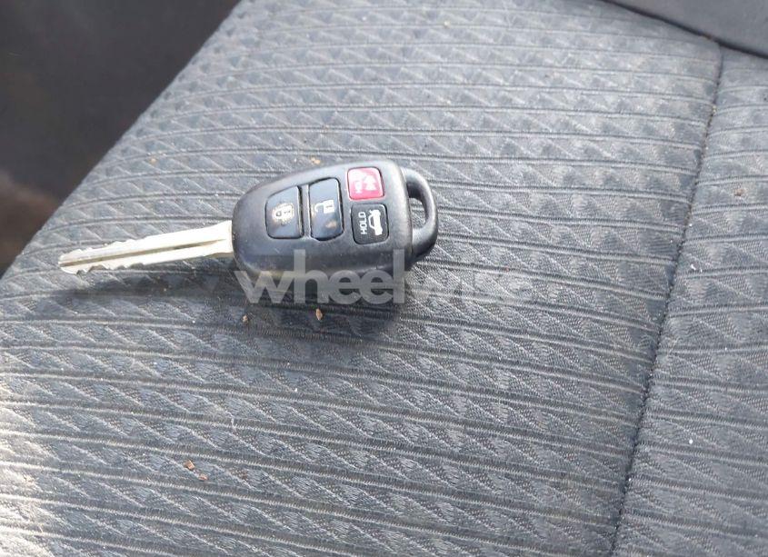 Photo 11 of 2015 Toyota Camry SE (VIN 4T1BF1FK3FU072605)