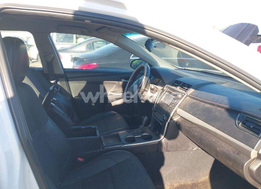 Photo 5 of 2015 Toyota Camry SE (VIN 4T1BF1FK3FU072605)