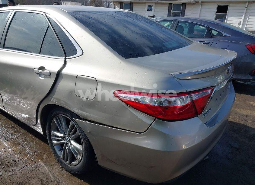 Photo 6 of 2015 Toyota Camry SE (VIN 4T1BF1FK3FU078775)