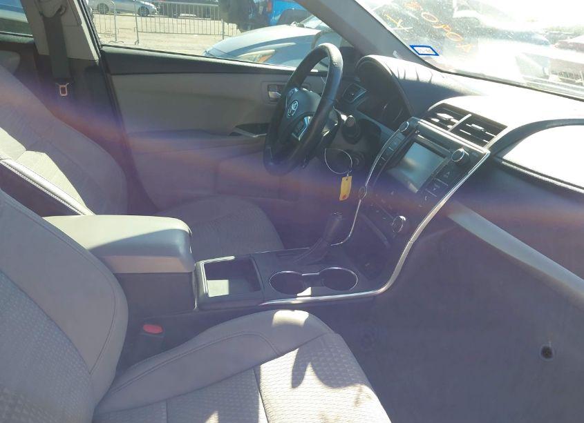 Photo 5 of 2015 Toyota Camry SE (VIN 4T1BF1FK3FU084785)