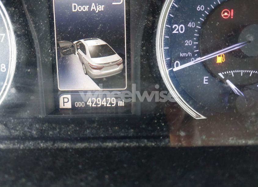 Photo 15 of 2015 Toyota Camry XLE (VIN 4T1BF1FK3FU085449)