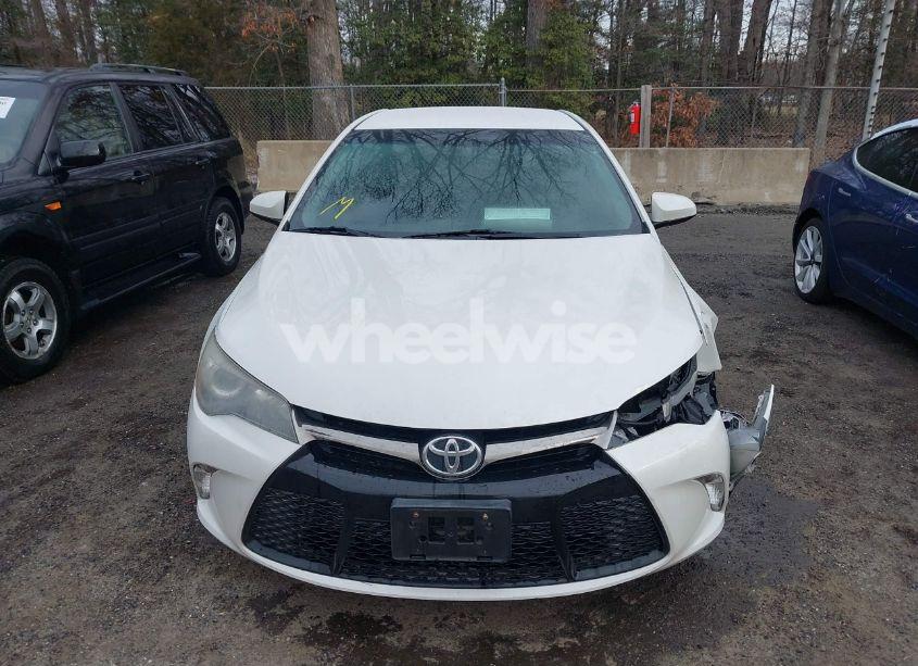 Photo 12 of 2015 Toyota Camry SE (VIN 4T1BF1FK3FU088531)