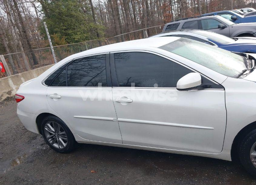 Photo 13 of 2015 Toyota Camry SE (VIN 4T1BF1FK3FU088531)