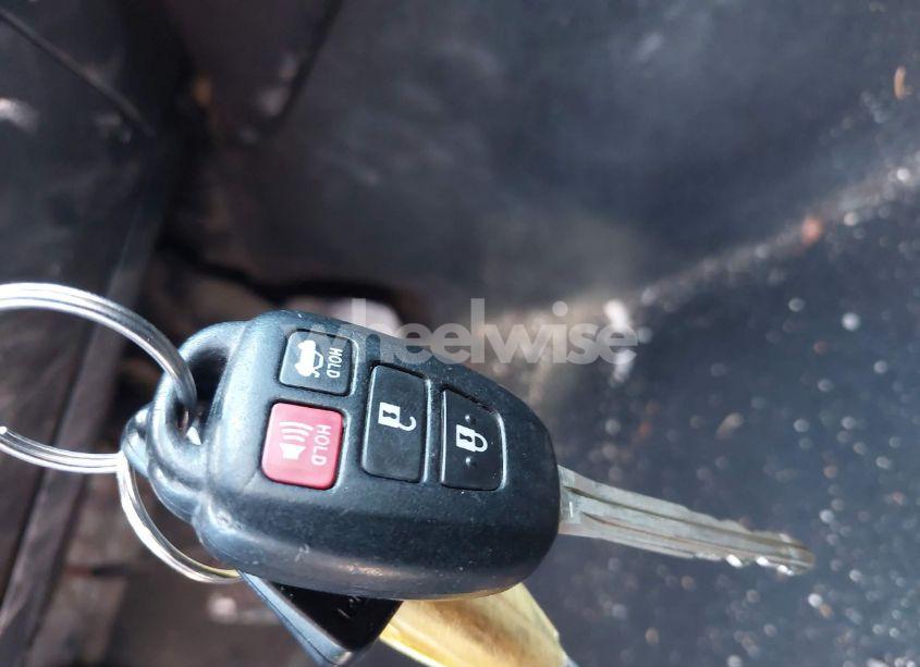 Photo 11 of 2015 Toyota Camry SE (VIN 4T1BF1FK3FU099786)