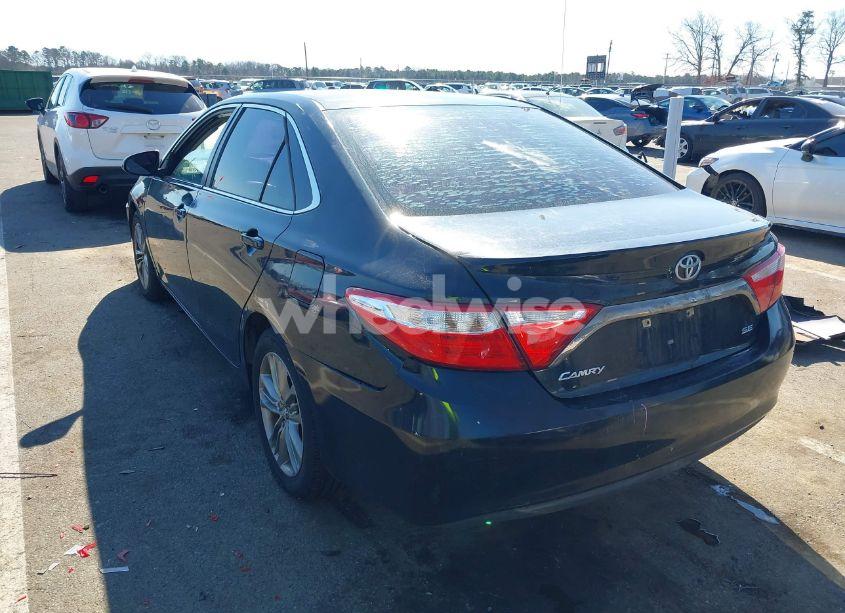 Photo 3 of 2015 Toyota Camry SE (VIN 4T1BF1FK3FU099786)