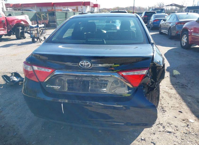 Photo 16 of 2015 Toyota Camry SE (VIN 4T1BF1FK3FU105778)
