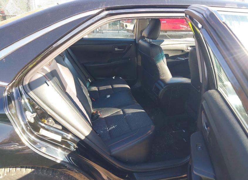 Photo 8 of 2015 Toyota Camry SE (VIN 4T1BF1FK3FU105778)