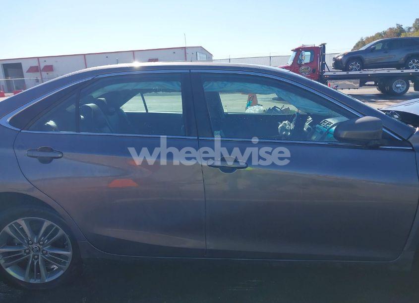 Photo 14 of 2015 Toyota Camry SE (VIN 4T1BF1FK3FU475886)