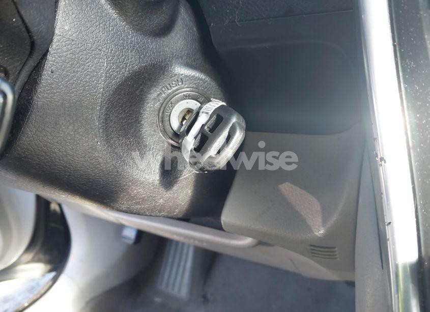 Photo 11 of 2015 Toyota Camry LE (VIN 4T1BF1FK3FU888097)