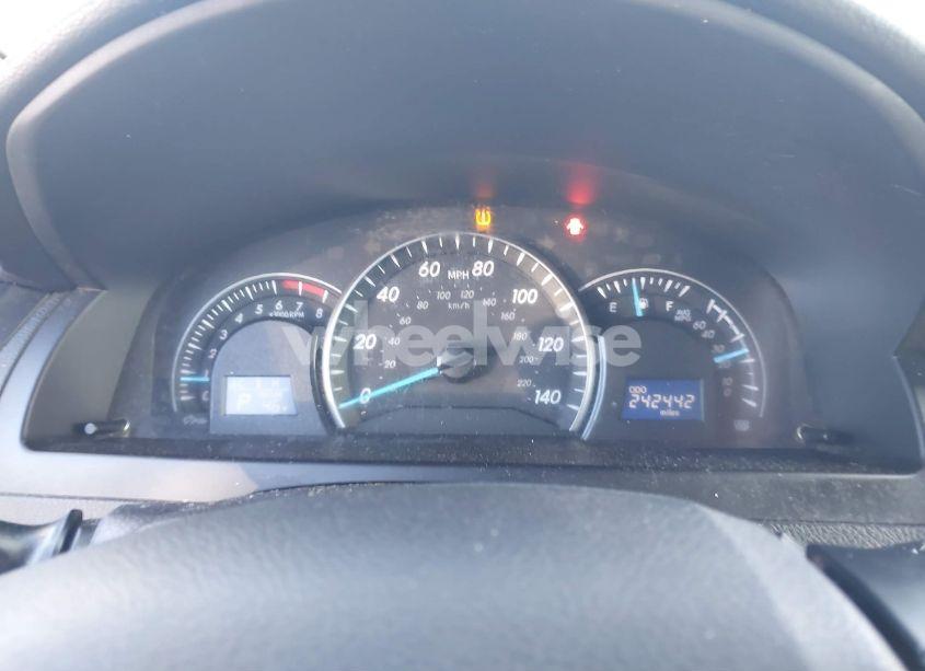 Photo 15 of 2015 Toyota Camry LE (VIN 4T1BF1FK3FU888097)