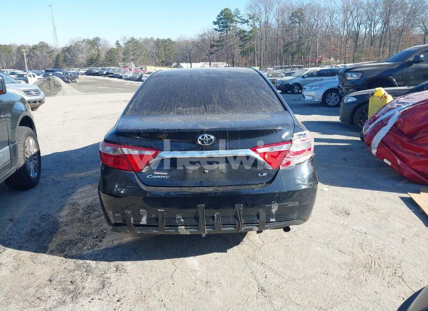 Photo 16 of 2015 Toyota Camry LE (VIN 4T1BF1FK3FU888097)