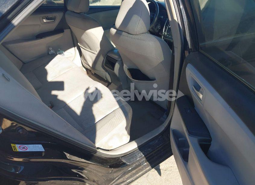 Photo 8 of 2015 Toyota Camry LE (VIN 4T1BF1FK3FU888097)