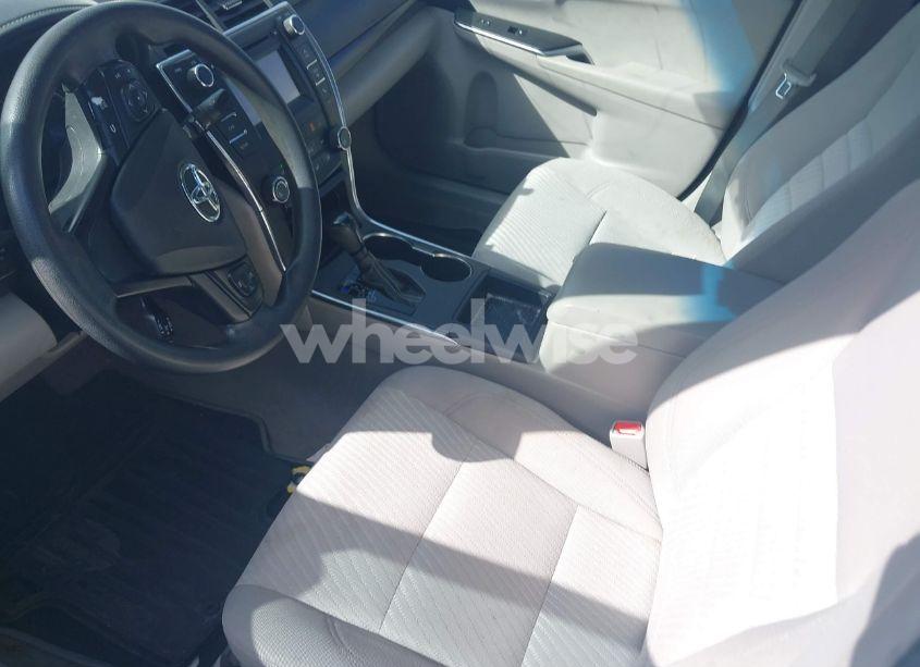 Photo 17 of 2015 Toyota Camry LE (VIN 4T1BF1FK3FU904069)