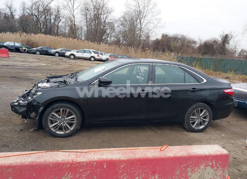 Photo 15 of 2015 Toyota Camry SE (VIN 4T1BF1FK3FU924466)