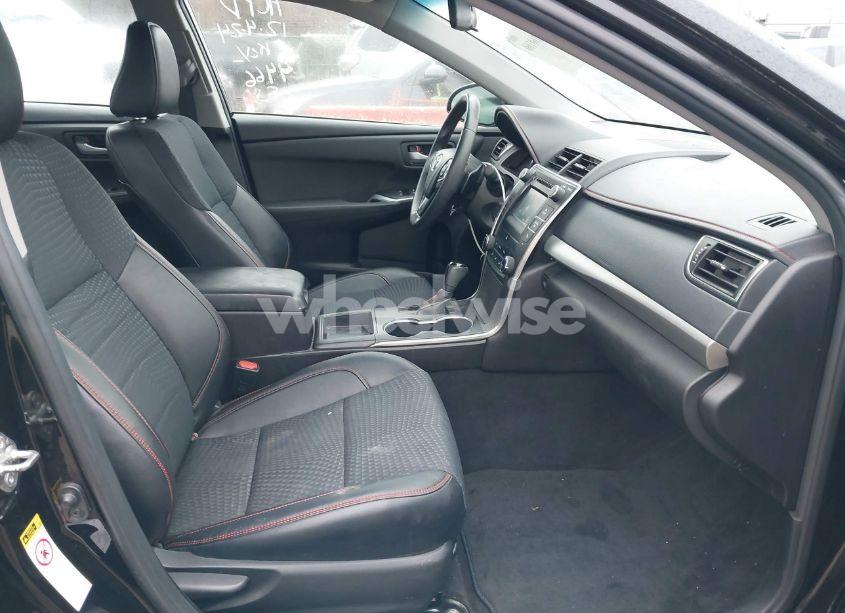 Photo 5 of 2015 Toyota Camry SE (VIN 4T1BF1FK3FU924466)