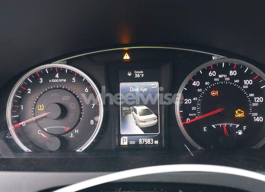 Photo 7 of 2015 Toyota Camry SE (VIN 4T1BF1FK3FU924466)