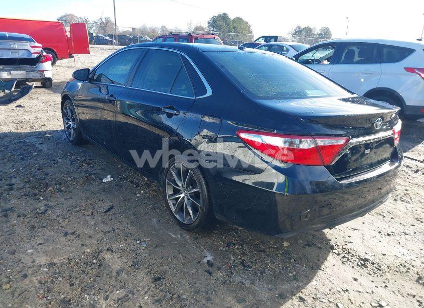 Photo 3 of 2015 Toyota Camry XSE (VIN 4T1BF1FK3FU928971)
