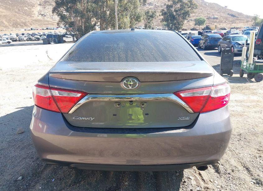 Photo 16 of 2015 Toyota Camry XSE (VIN 4T1BF1FK3FU929599)