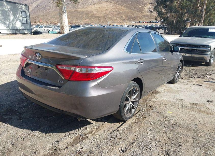 Photo 4 of 2015 Toyota Camry XSE (VIN 4T1BF1FK3FU929599)