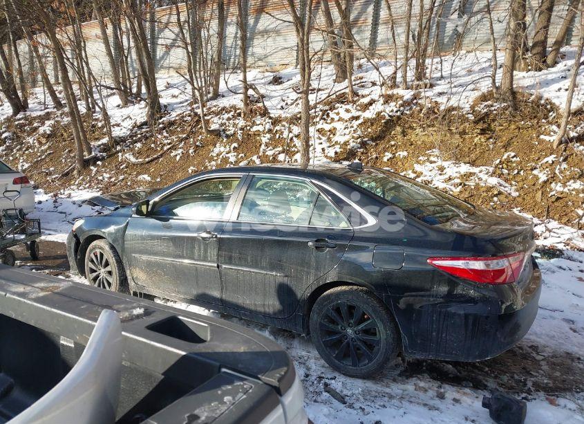 Photo 15 of 2015 Toyota Camry XLE (VIN 4T1BF1FK3FU929831)