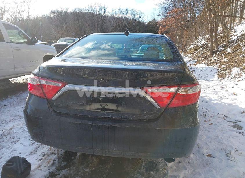 Photo 17 of 2015 Toyota Camry XLE (VIN 4T1BF1FK3FU929831)