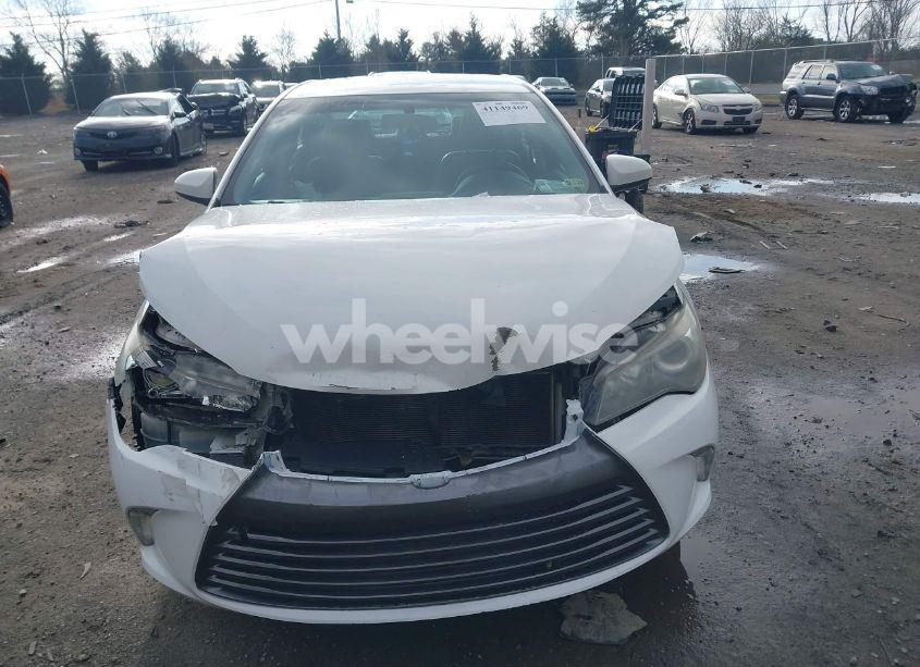 Photo 12 of 2015 Toyota Camry SE (VIN 4T1BF1FK3FU947889)
