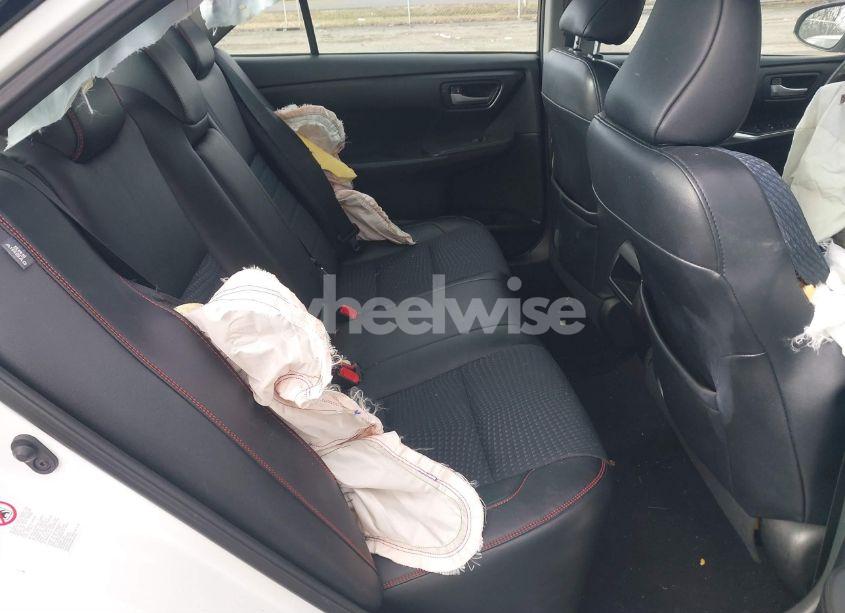 Photo 8 of 2015 Toyota Camry SE (VIN 4T1BF1FK3FU947889)