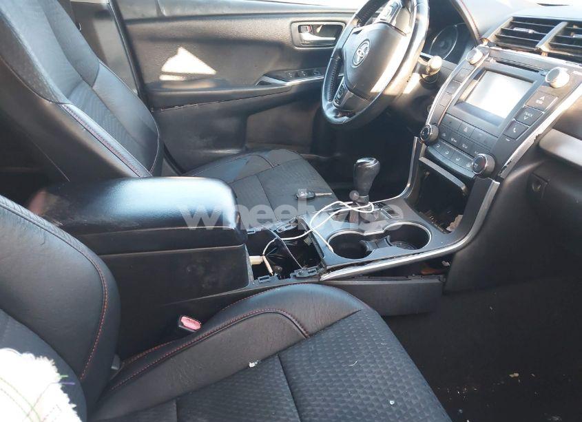 Photo 5 of 2015 Toyota Camry SE (VIN 4T1BF1FK3FU968161)