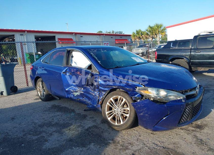 Photo 6 of 2015 Toyota Camry SE (VIN 4T1BF1FK3FU968161)