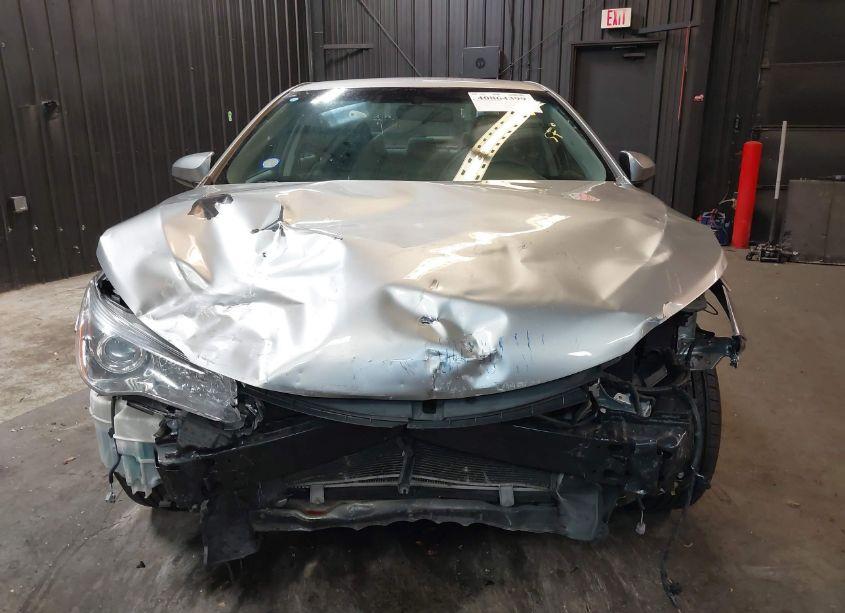 Photo 6 of 2015 Toyota Camry LE (VIN 4T1BF1FK3FU992833)