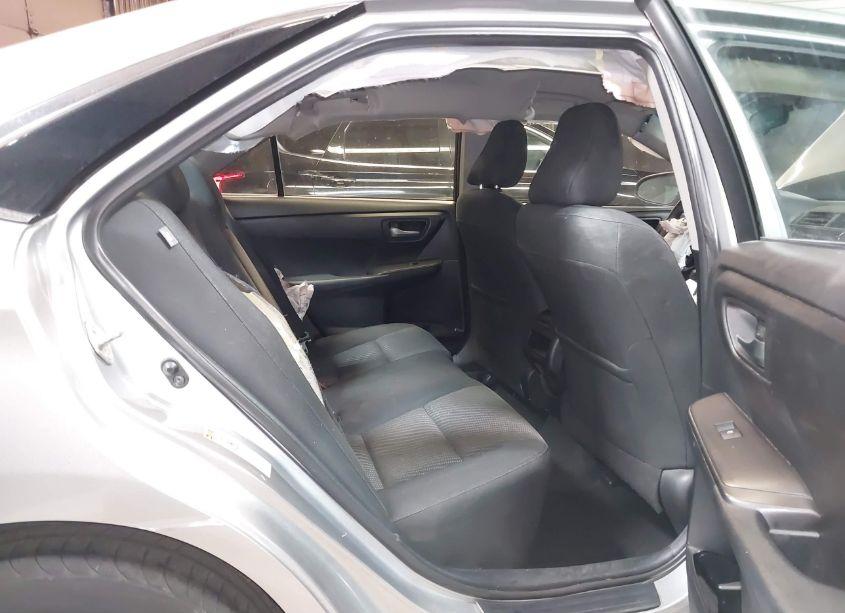 Photo 8 of 2015 Toyota Camry LE (VIN 4T1BF1FK3FU992833)