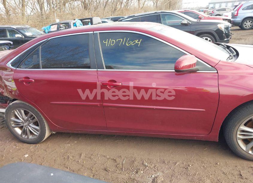 Photo 14 of 2015 Toyota Camry SE (VIN 4T1BF1FK3FU994212)