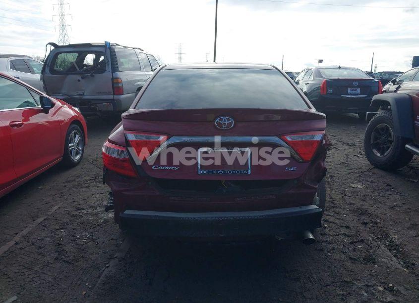 Photo 17 of 2015 Toyota Camry SE (VIN 4T1BF1FK3FU994212)