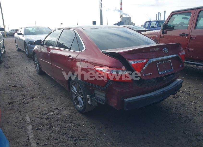 Photo 3 of 2015 Toyota Camry SE (VIN 4T1BF1FK3FU994212)