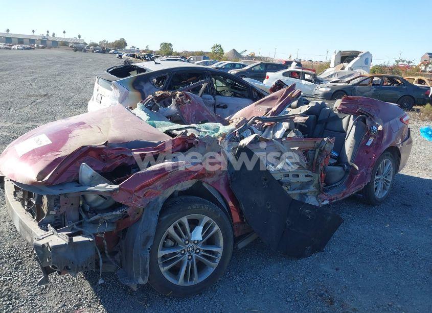 Photo 6 of 2015 Toyota Camry SE (VIN 4T1BF1FK3FU994436)