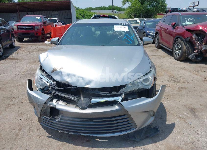 Photo 12 of 2016 Toyota Camry LE (VIN 4T1BF1FK3GU135459)