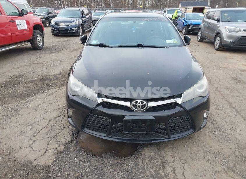 Photo 12 of 2016 Toyota Camry SE (VIN 4T1BF1FK3GU140032)