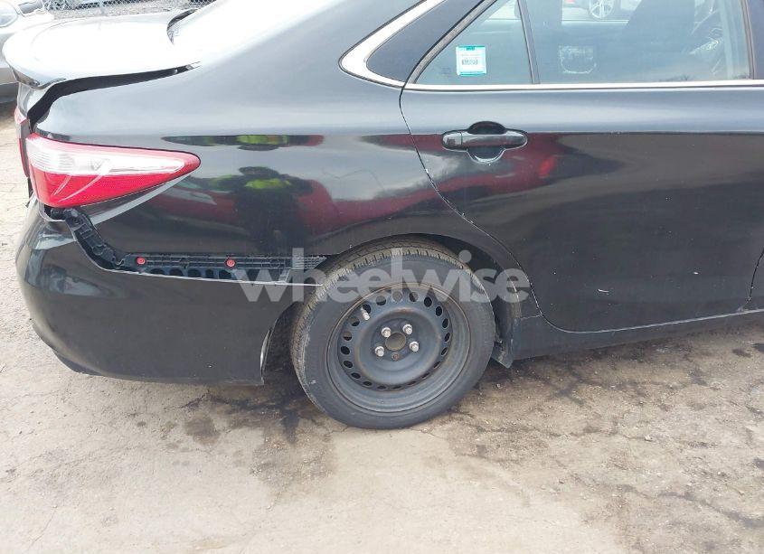 Photo 17 of 2016 Toyota Camry SE (VIN 4T1BF1FK3GU140032)