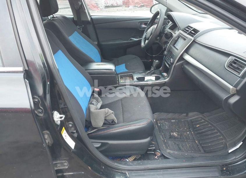 Photo 5 of 2016 Toyota Camry SE (VIN 4T1BF1FK3GU140032)