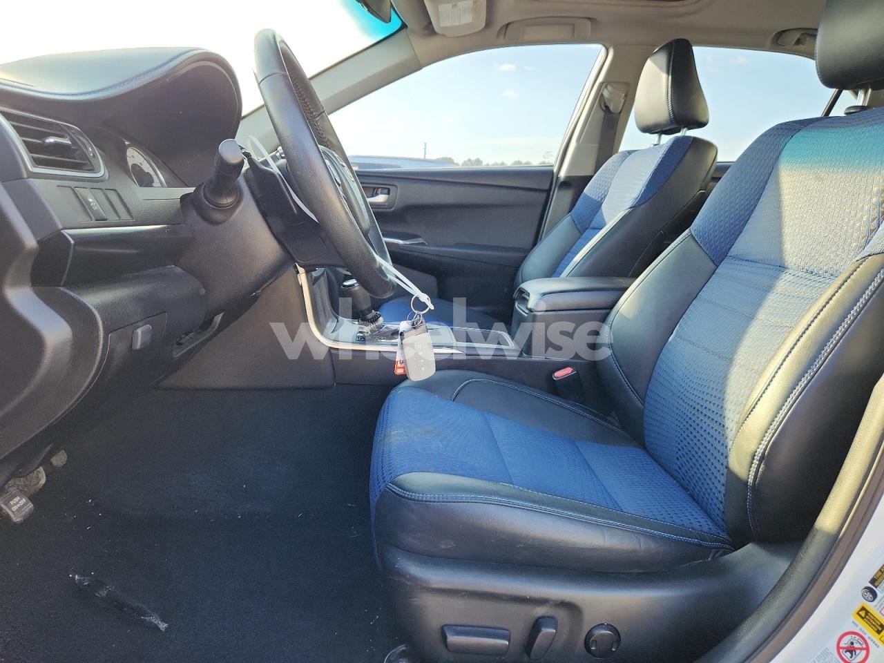 Photo 7 of 2016 TOYOTA CAMRY LE (VIN 4T1BF1FK3GU143402)