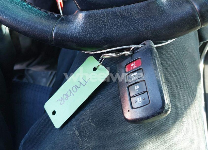 Photo 11 of 2016 Toyota Camry SE (VIN 4T1BF1FK3GU146381)