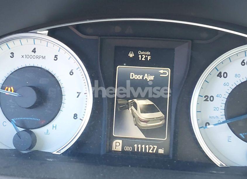 Photo 16 of 2016 Toyota Camry SE (VIN 4T1BF1FK3GU146381)