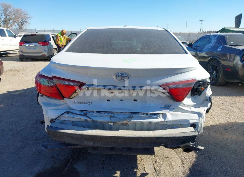 Photo 17 of 2016 Toyota Camry SE (VIN 4T1BF1FK3GU146381)
