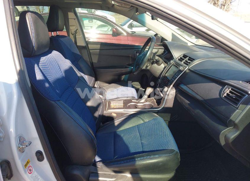 Photo 5 of 2016 Toyota Camry SE (VIN 4T1BF1FK3GU146381)