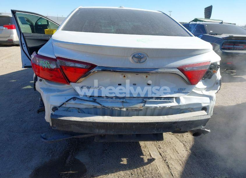 Photo 6 of 2016 Toyota Camry SE (VIN 4T1BF1FK3GU146381)