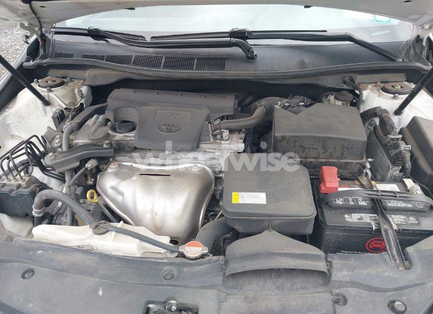 Photo 10 of 2016 Toyota Camry LE/SE/XLE/XSE (VIN 4T1BF1FK3GU154108)