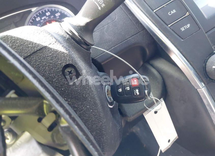 Photo 11 of 2016 Toyota Camry LE (VIN 4T1BF1FK3GU169062)