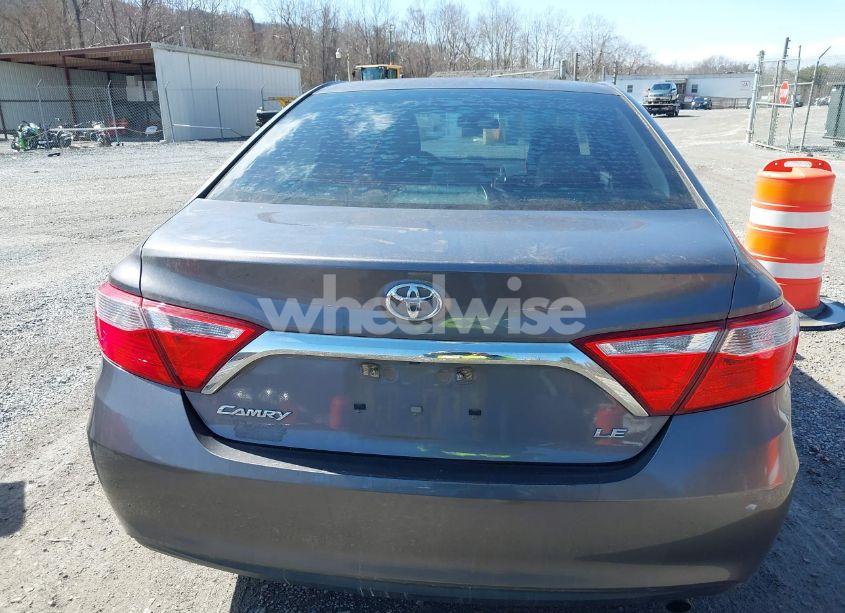 Photo 17 of 2016 Toyota Camry LE (VIN 4T1BF1FK3GU169062)